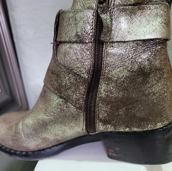 COPY - Leather Ankle Boots - Picture 5 of 7